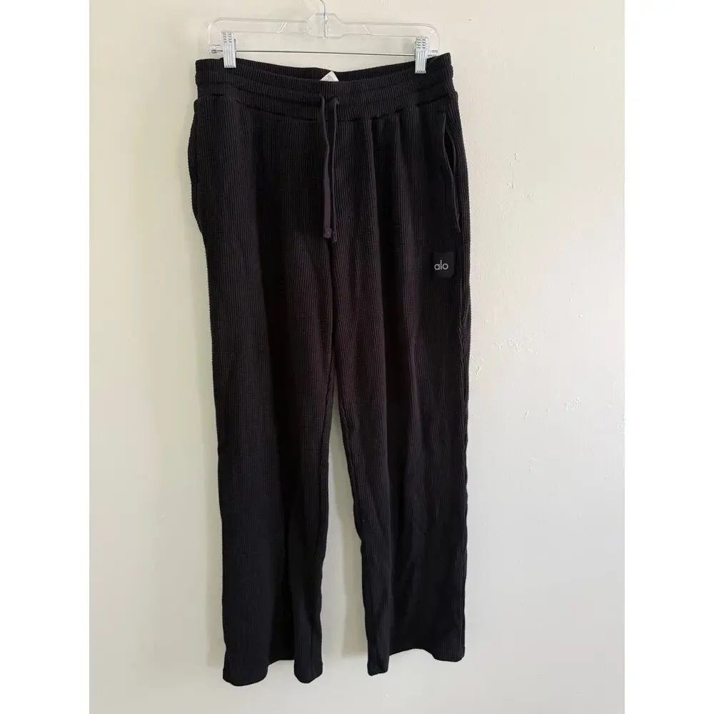 ALO | Black Elevate Waffle Knit Straight Leg Pant Casual Loungewear Athlesuire